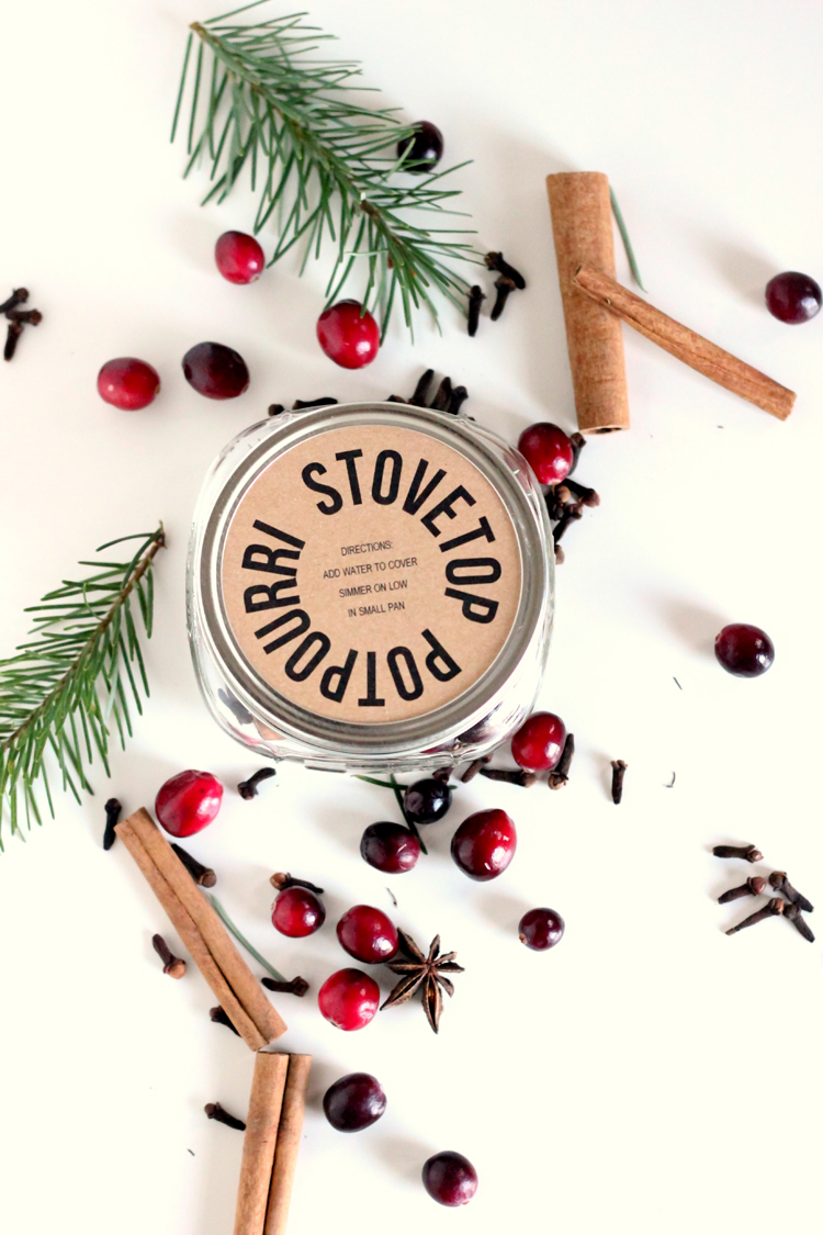 Stove Top Potpourri Neighbor Gifts + Free Printable