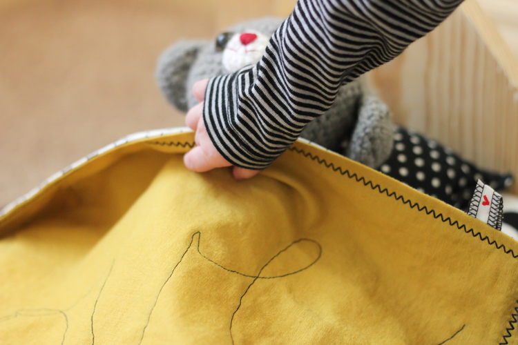 simple sewing doll blanket (11 of 28)