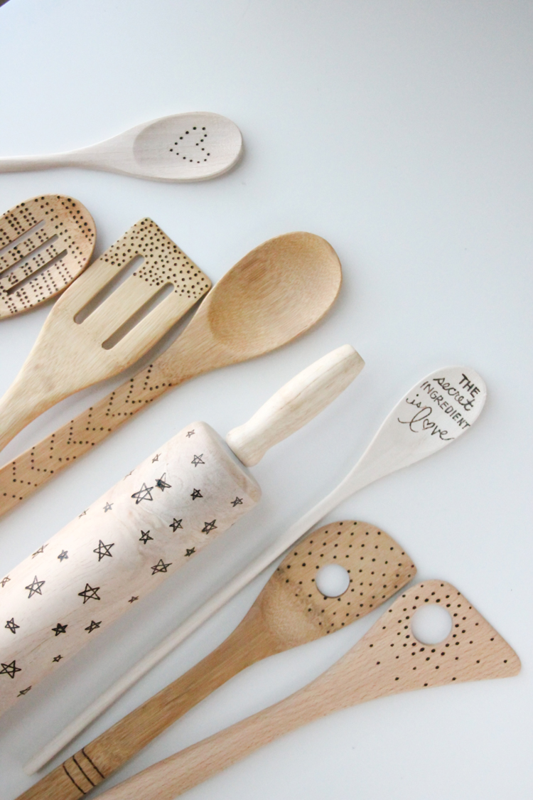 Wood burned spoons pretty DIY - How to gift them creatively - Chalking Up  Success!