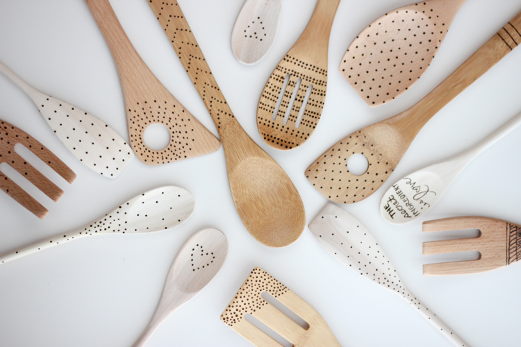 Wood burned spoons pretty DIY - How to gift them creatively - Chalking Up  Success!