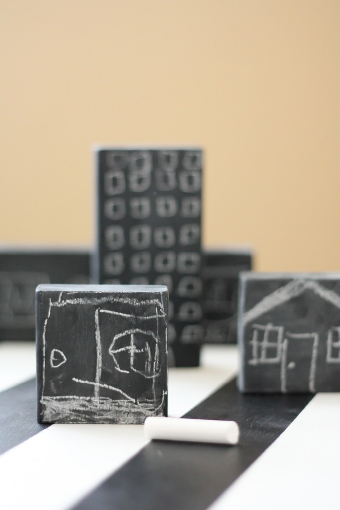 Chalkboard Blocks and Handmade Winter EBook Review