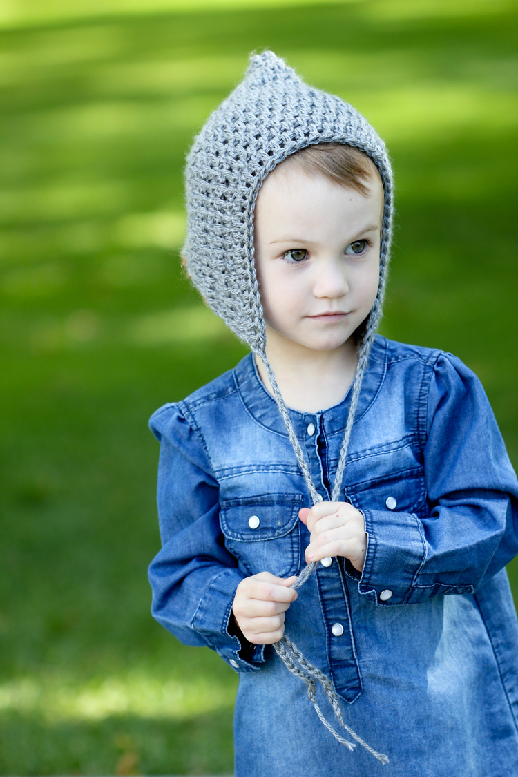 Simple Crocheted Pointed Bonnet - Free Toddler Size Pattern! Great for newbie beginners or for a quick afternoon project.