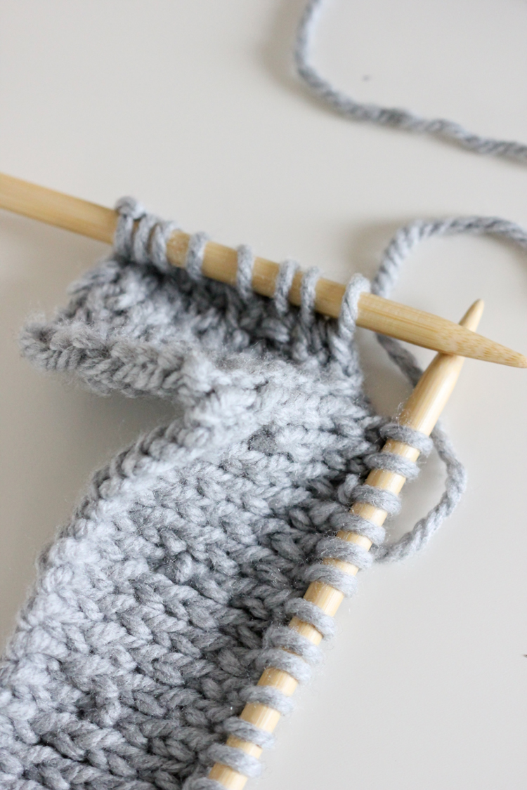 Learn to Knit - Craftsy class giveaway // Delia Creates