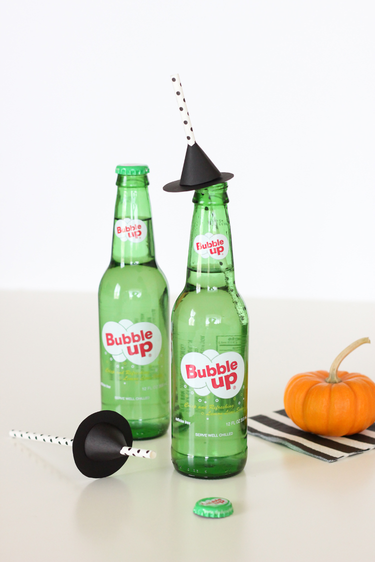 https://www.deliacreates.com/wp-content/uploads/2014/10/Halloween-Straw-Toppers-35-of-561023.jpg