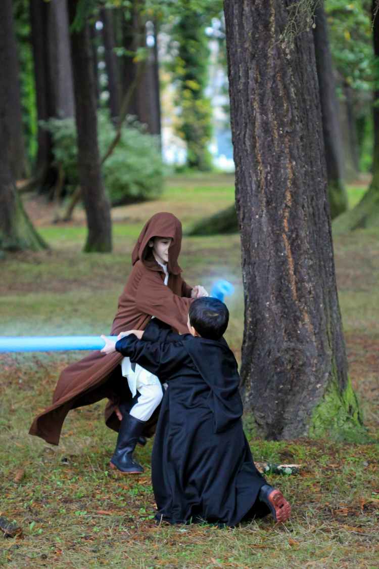 Star Wars Costumes...Obi-Wan and Anakin // Delia Creates