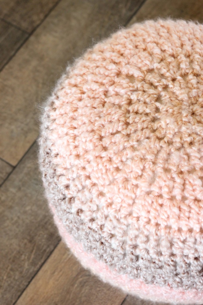 Crocheted Floor Cushions Free Pattern + Tutorial