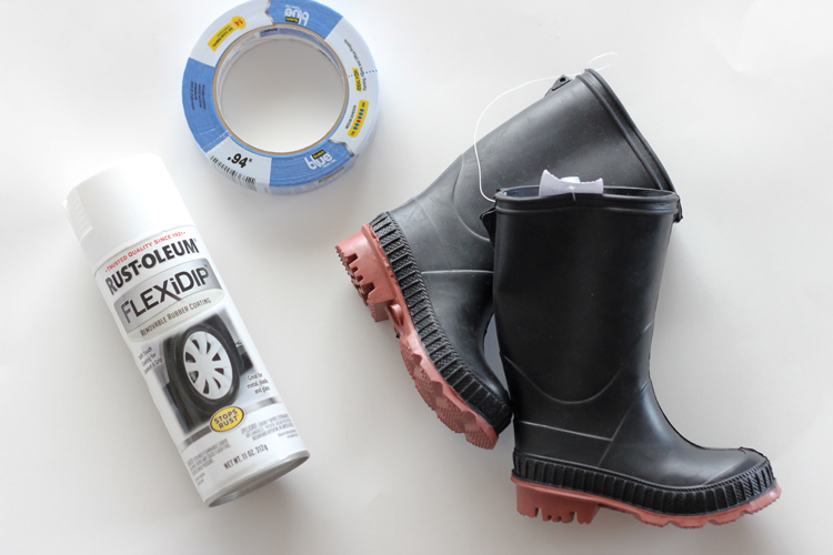 Spray painted rain boots // Delia Creates