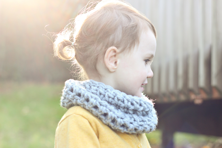 Crocheted Toddler Cowl Scarf - Free Pattern // Delia Creates