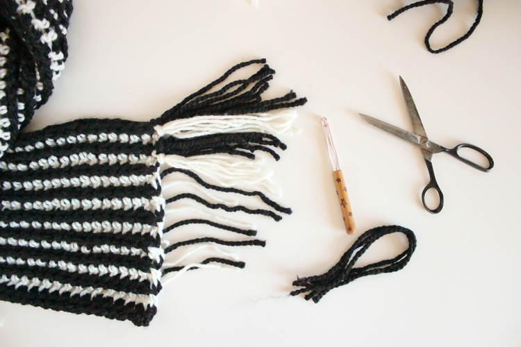 Striped Ribbed Fringe Scarf - Free Crochet Pattern // Delia Creates