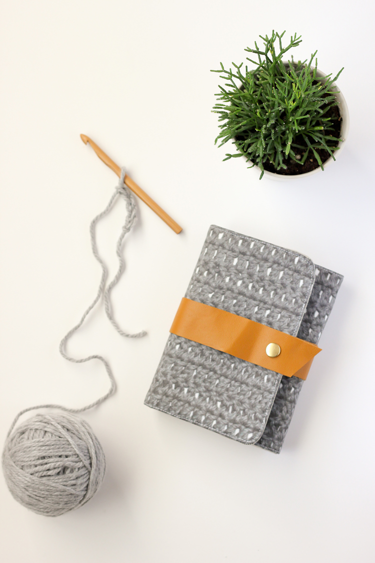 Crochet hook case TUTORIAL // Delia Creates