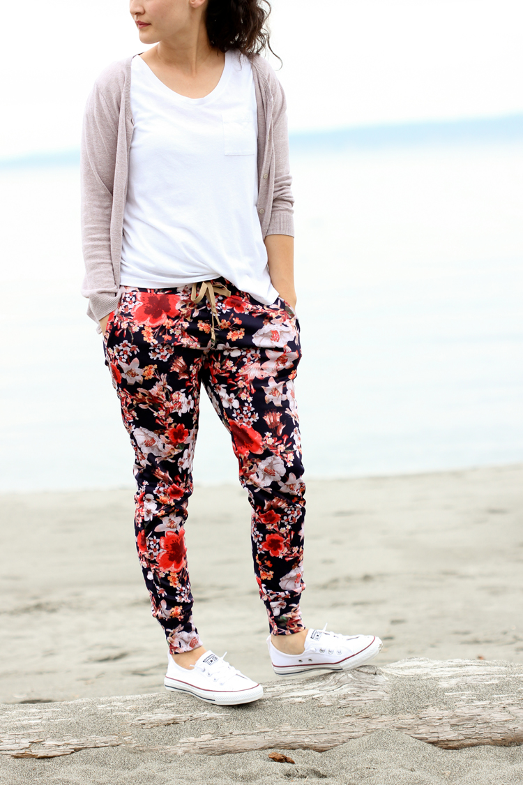 Floral Hudson Pants // Delia Creates