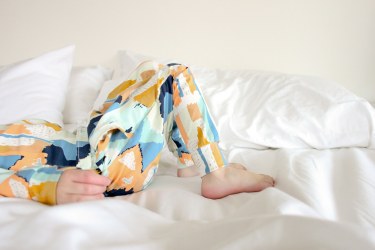 Modern Pajamas in AGF Bound knit fabric // Delia Creates