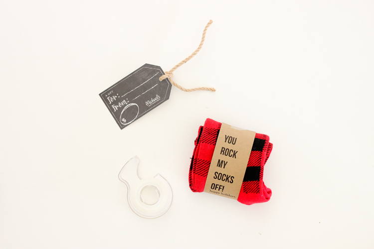 Six simple ways to give a better gift card // Delia Creates