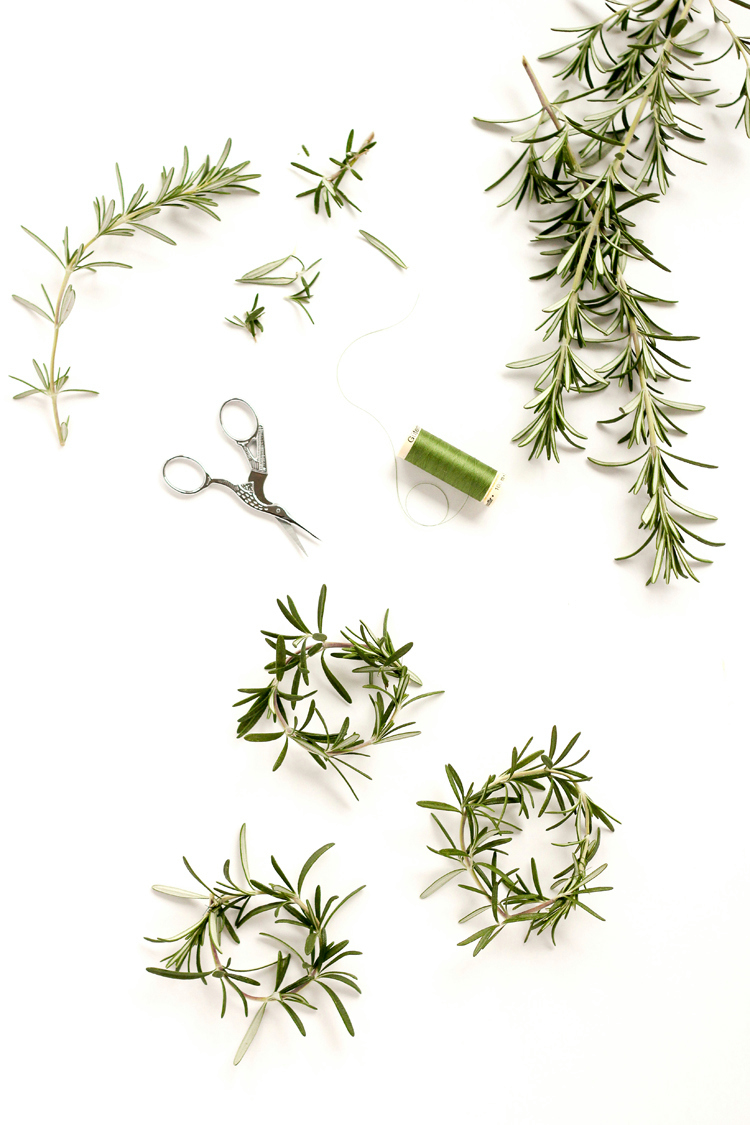 Holiday Card Rosemary Wreaths + ($300 Minted Giveaway) // www.deliacreates.com