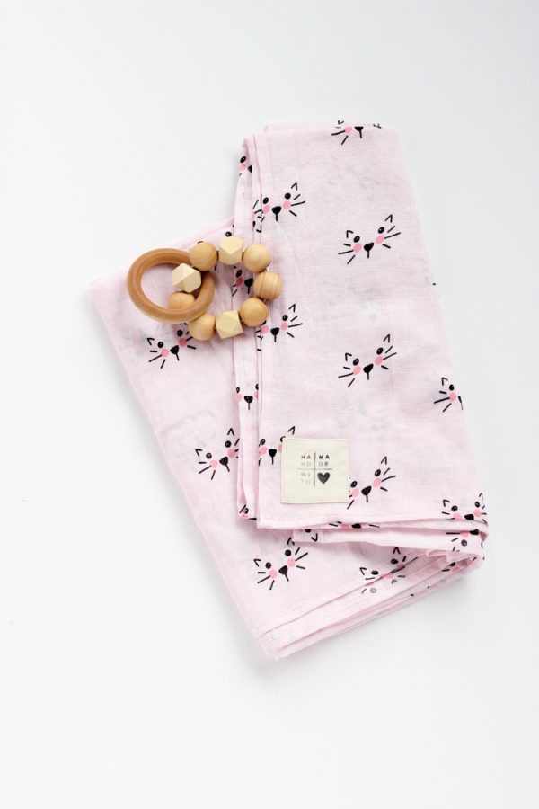 Gauze Swaddle Baby Blanket + DIY Tag TUTORIAL