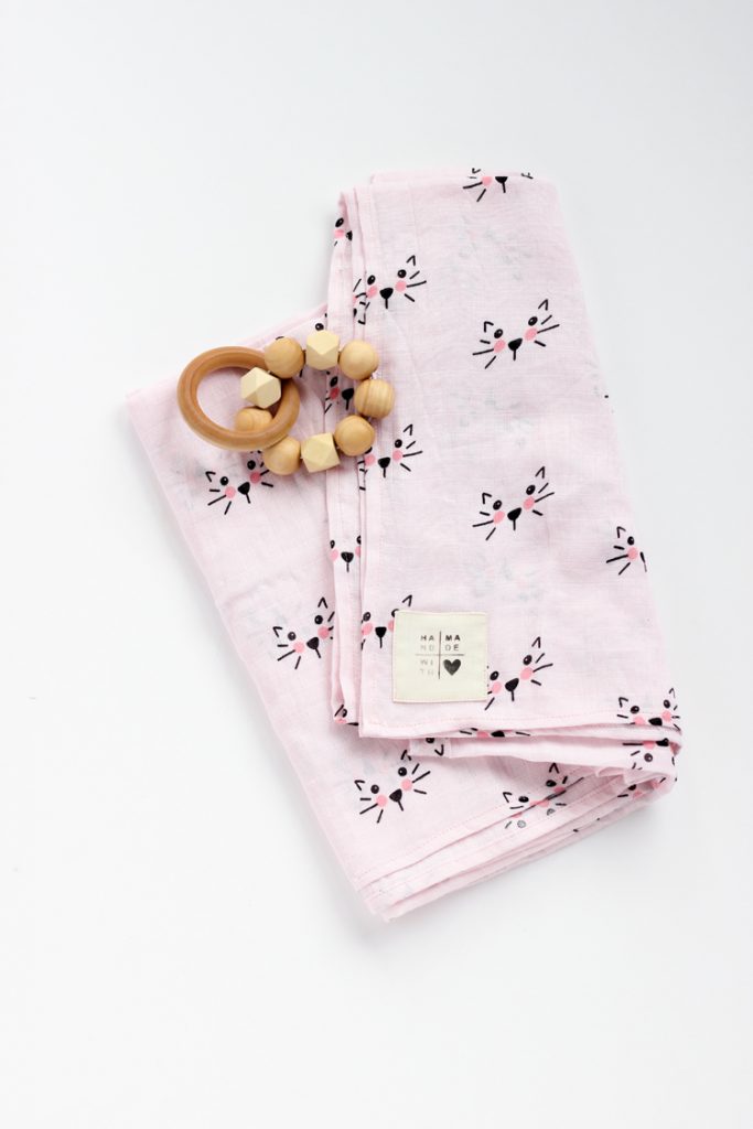 Gauze Swaddle Baby Blanket + DIY Tag TUTORIAL