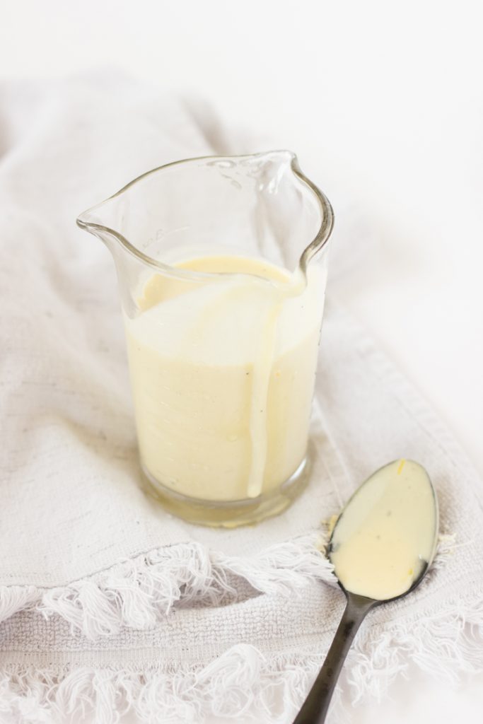 Creamy Vegan Garlic Dressing