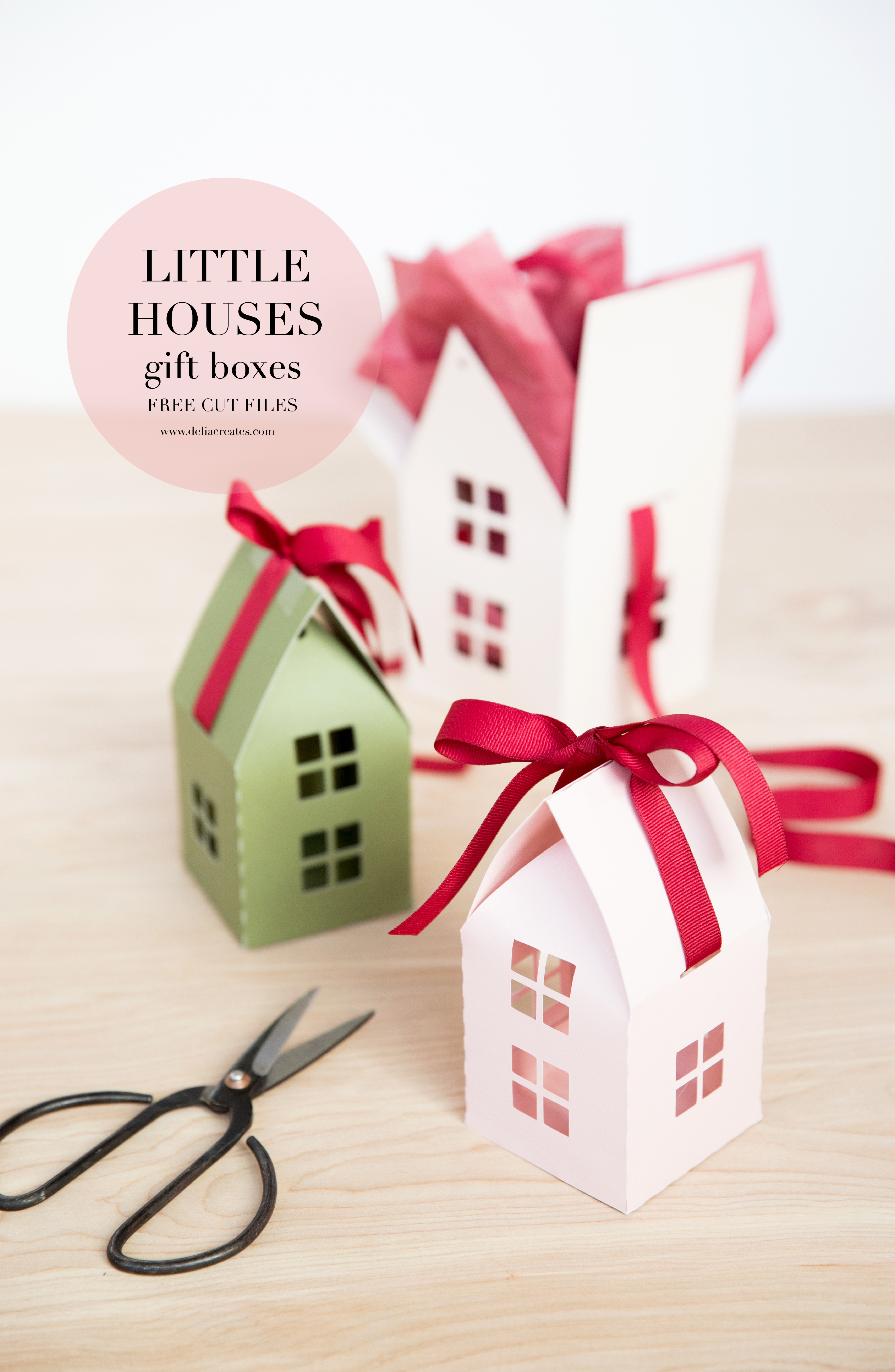 Little House Gift Box - Free Cut Files // www.deliacreates.com