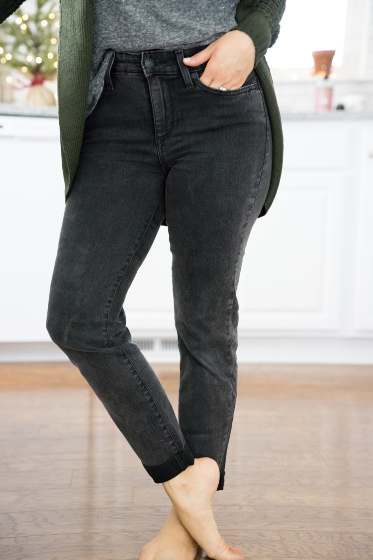 Win Her Wish List Giveaway with Signature by Levi Strauss // www.deliacreates.com