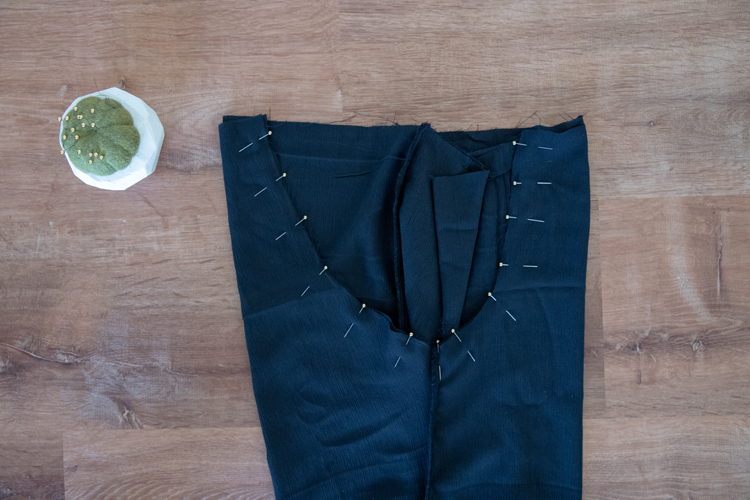 Sewing My Own Wide Leg Pants and an Inseam Pocket Tutorial // www.deliacreates.com