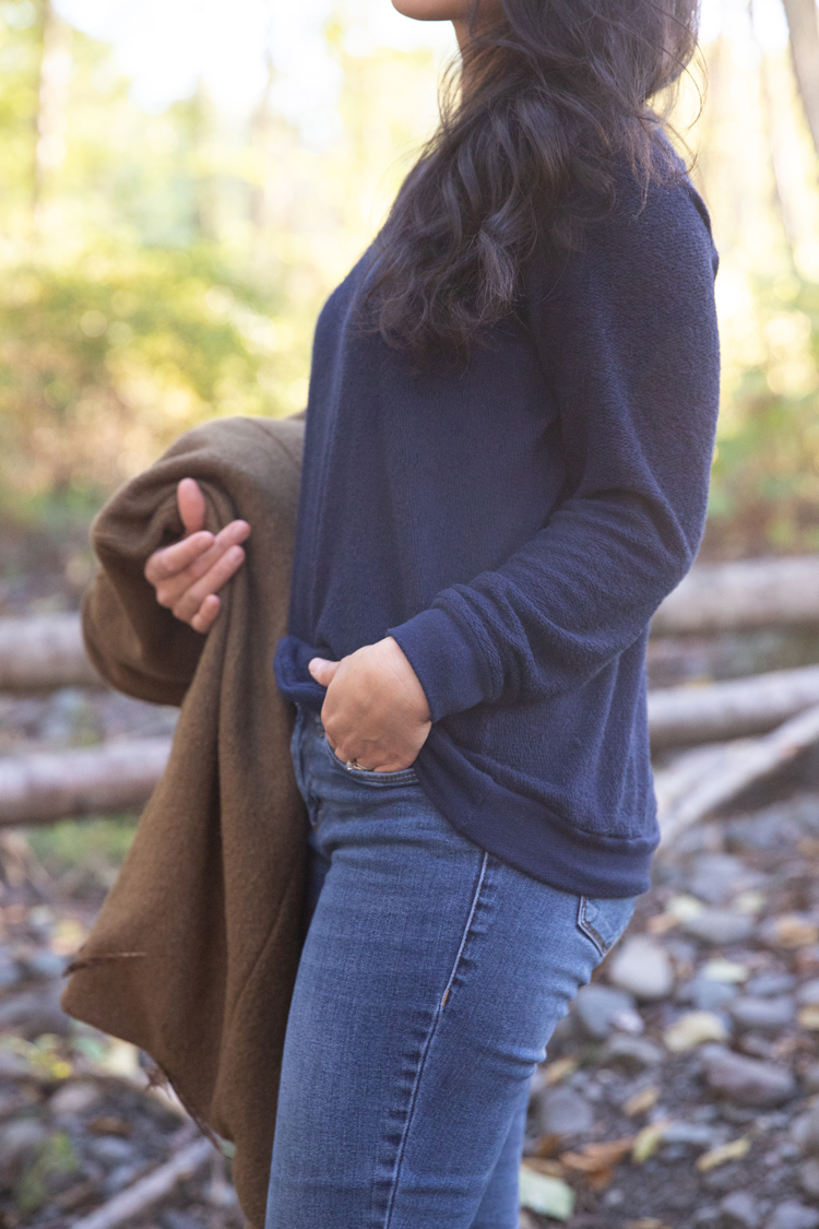 Fall Sewing: Yuzu Wool Coat and Linden Sweatshirt // deliacreates.com