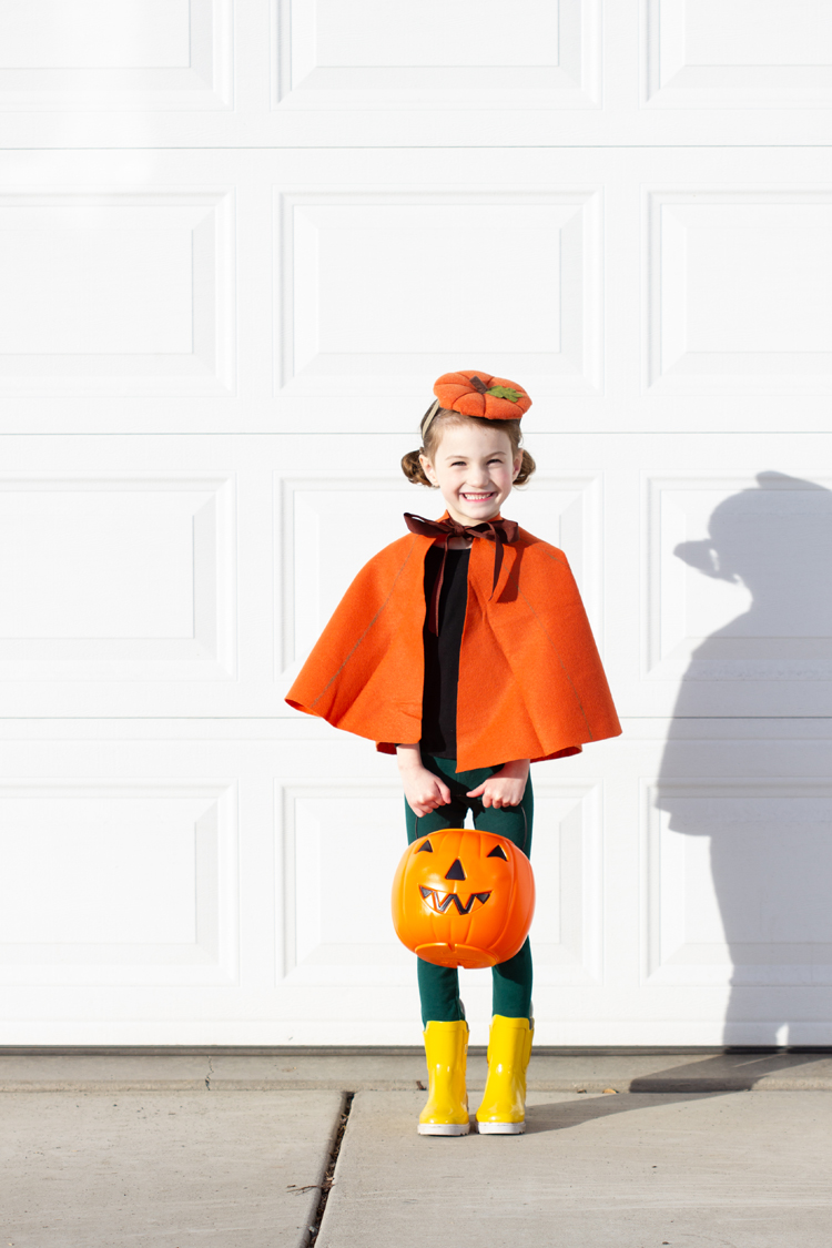 Five Less Waste Teal Pumpkin Ideas // www.deliacreates.com