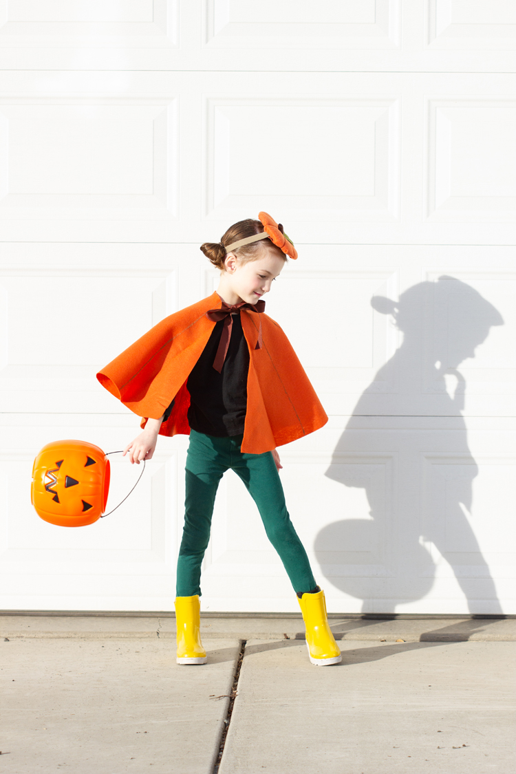 Five Less Waste Teal Pumpkin Ideas // www.deliacreates.com