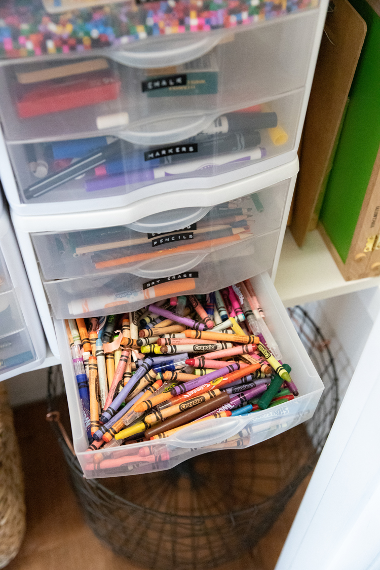 The best bins for helping kids STAY organized! // www.deliacreates.com // How drawer organizers will change your organization game!
