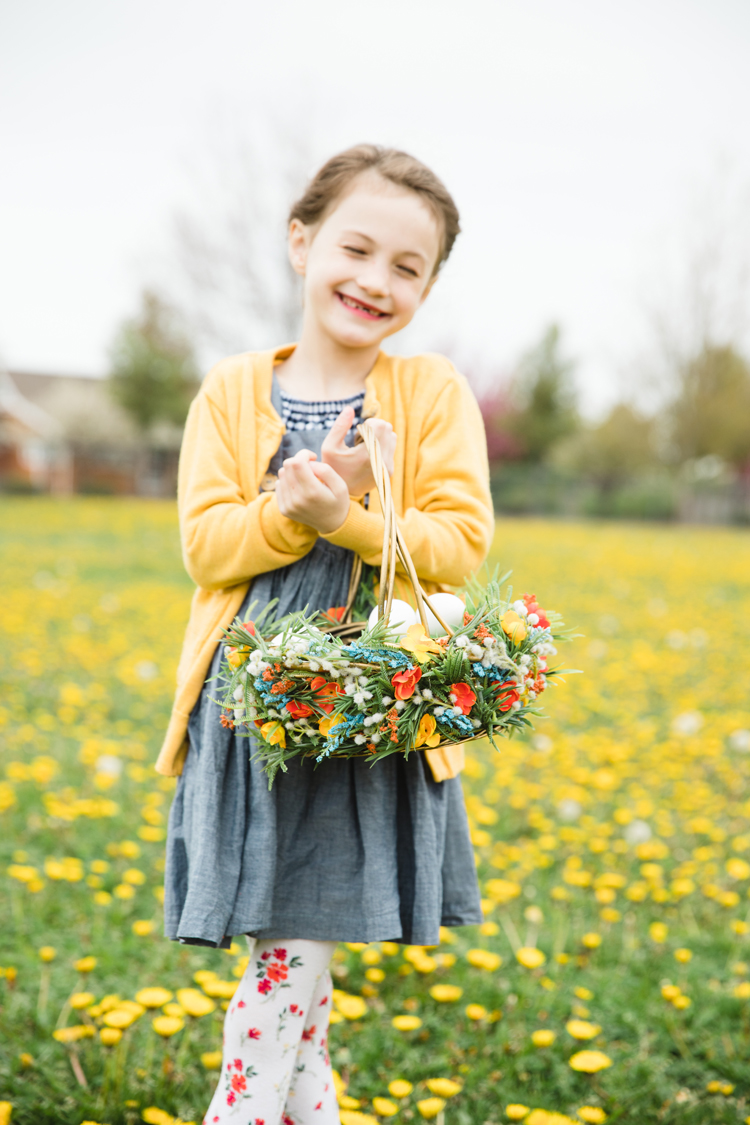 Floral Easter Basket // www.deliacreates.com