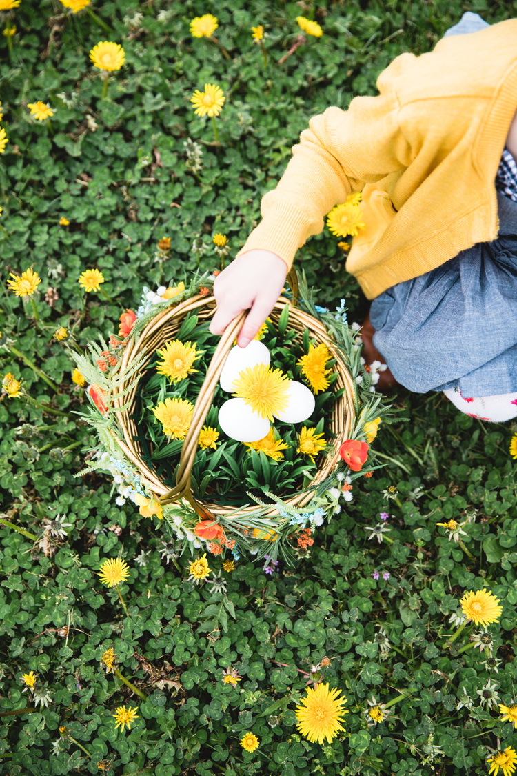 Floral Easter Basket // www.deliacreates.com 