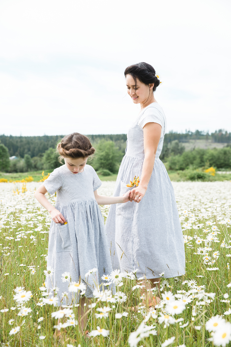 Mommy and Me Dresses in Daisy Fields // www.deliacreates.com // Jessica Dress + Geranium Dress sewing pattern reviews