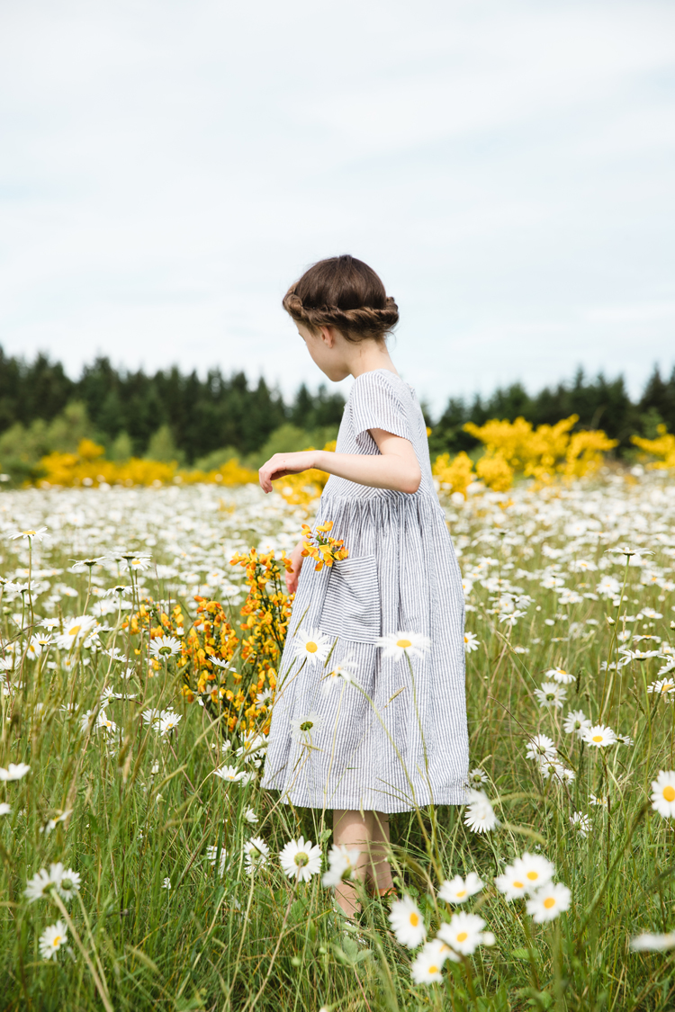 Mommy and Me Dresses in Daisy Fields // www.deliacreates.com // Jessica Dress + Geranium Dress sewing pattern reviews