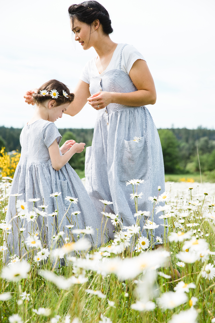 Mommy and Me Dresses in Daisy Fields // www.deliacreates.com // Jessica Dress + Geranium Dress sewing pattern reviews