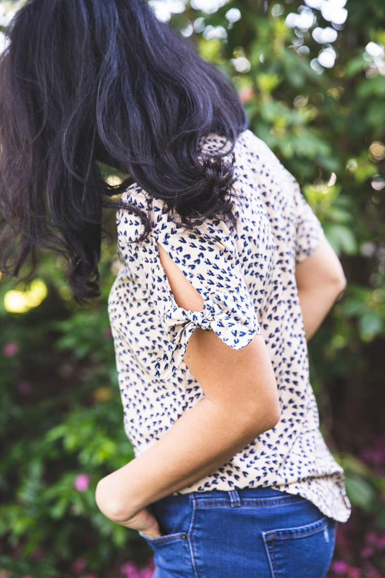 Lucerne Blouse Review // www.deliacreates.com