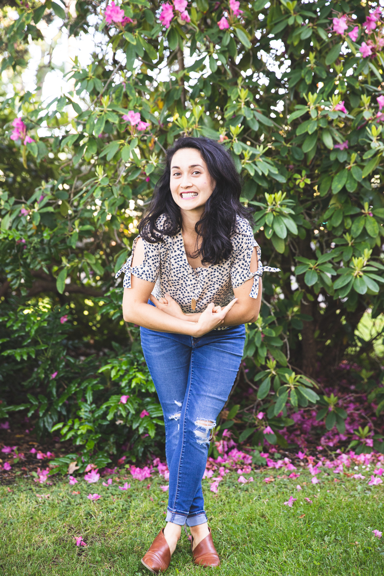 Lucerne Blouse Review // www.deliacreates.com