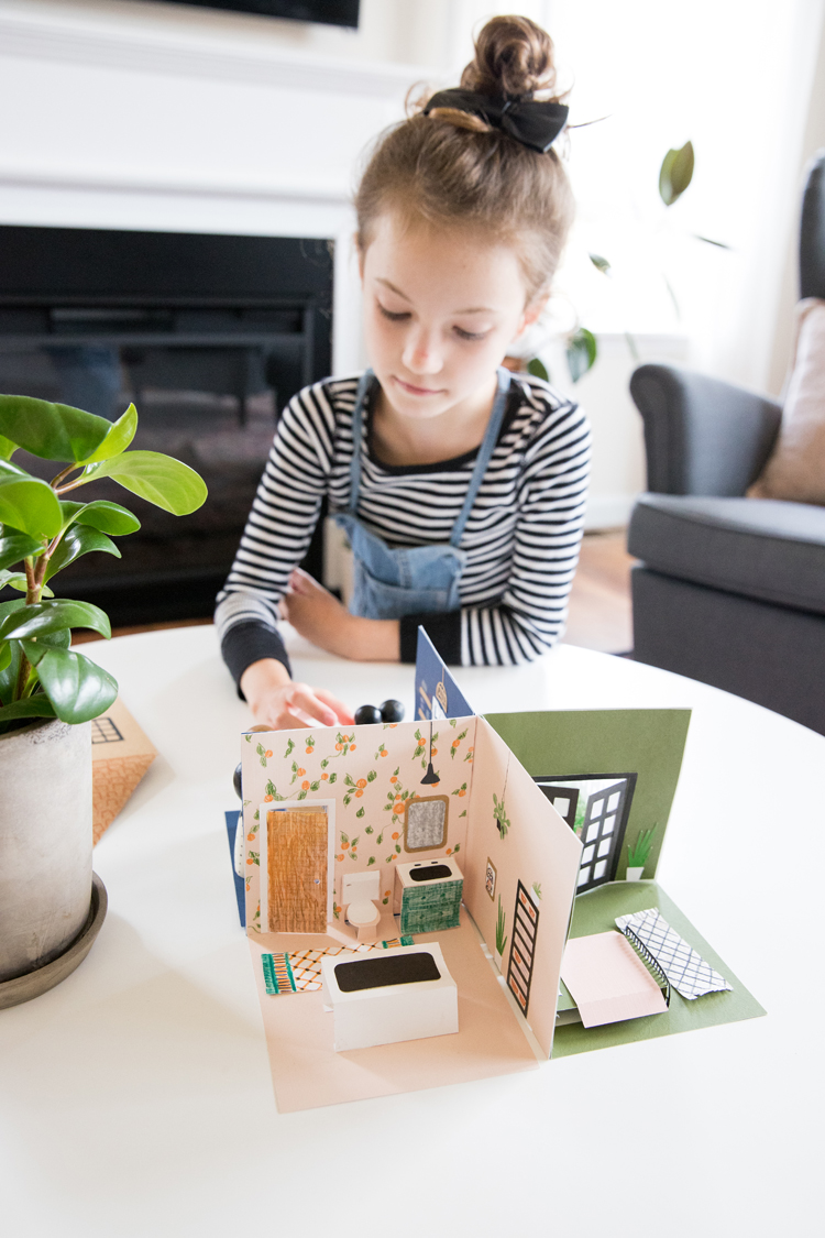 Printable Dollhouse Pop up Paper House Portable Foldable -  Finland