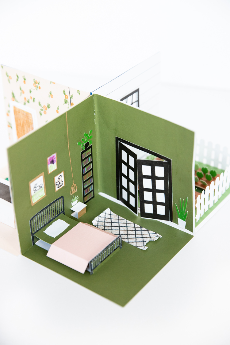 Pop Up Paper Doll House - Free .svg cut files! // www.deliacreates.com