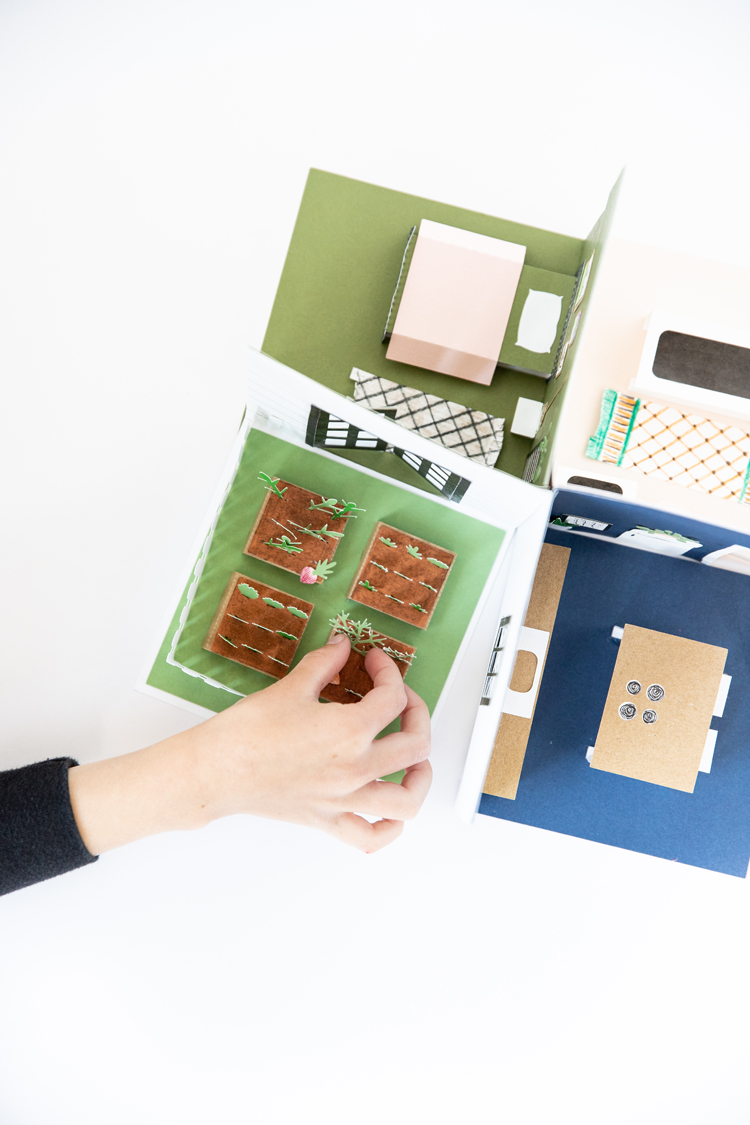 Printable Dollhouse Pop up Paper House Portable Foldable - Finland