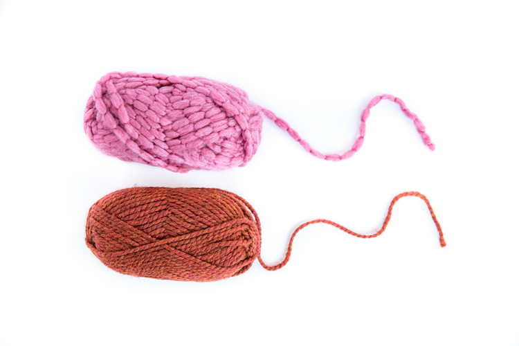 Crochet Basics - How to Chain Stitch + Yarn and Hook Guide // www.deliacreates.com