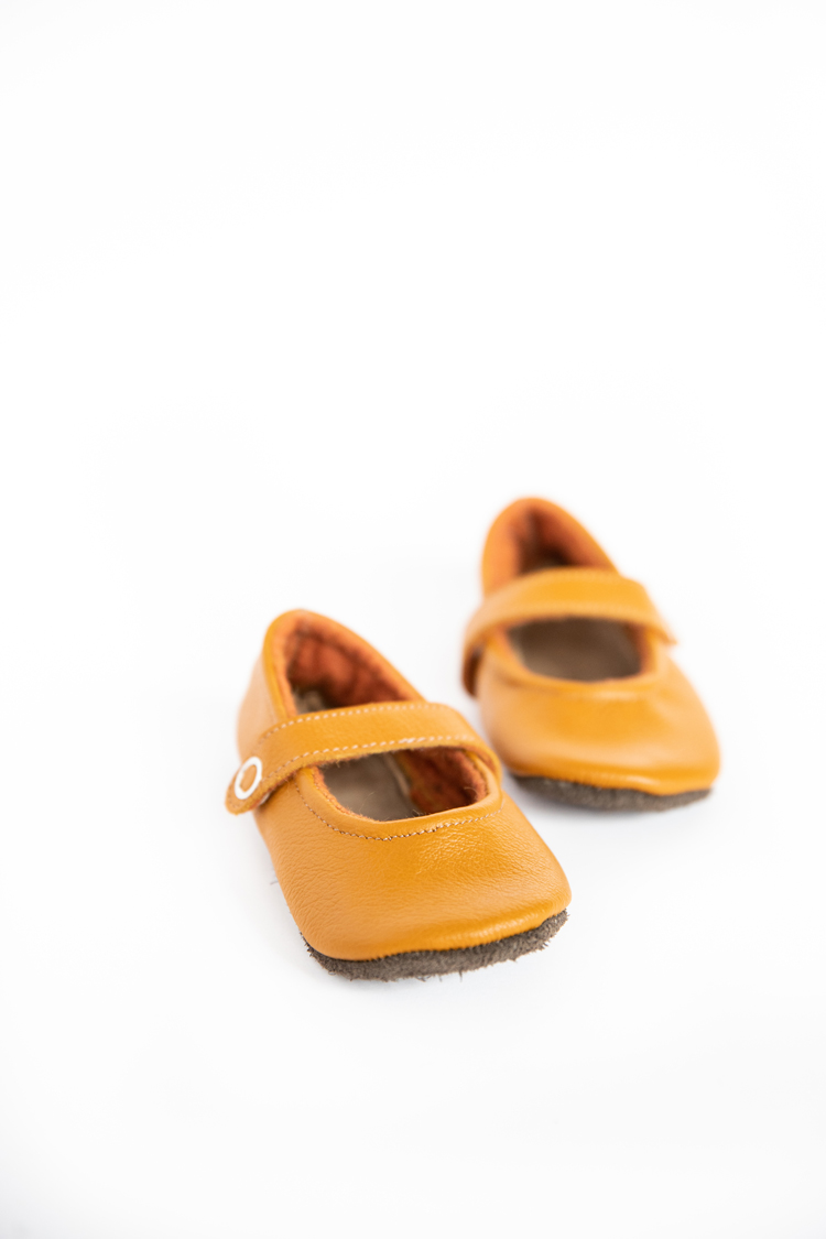 New Natty Janes Baby Shoe Pattern release // www.deliacreates.com