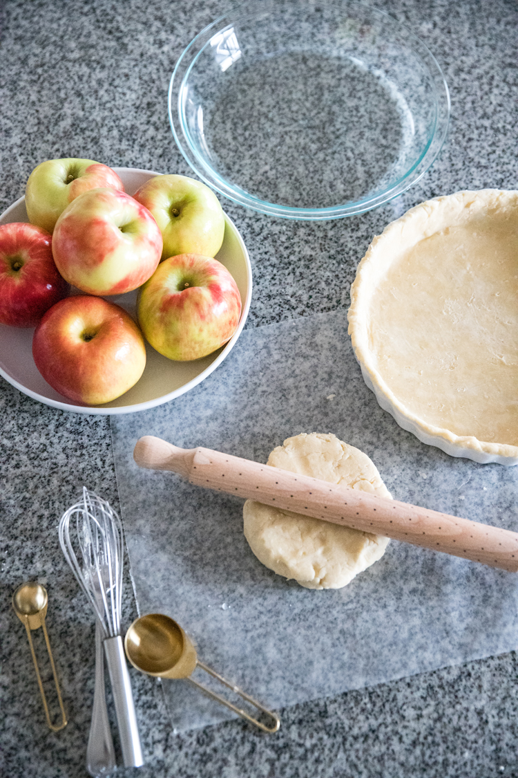 Allergy Friendly Thanksgiving Dinner // Sugar Free Apple Tart // www.deliacreates.com