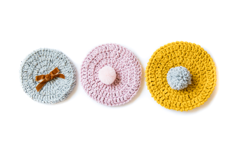 Crochet Basics: Free Beret Pattern! // video tutorial on how to crochet in the round - great for beginners! // www.deliacreates.com