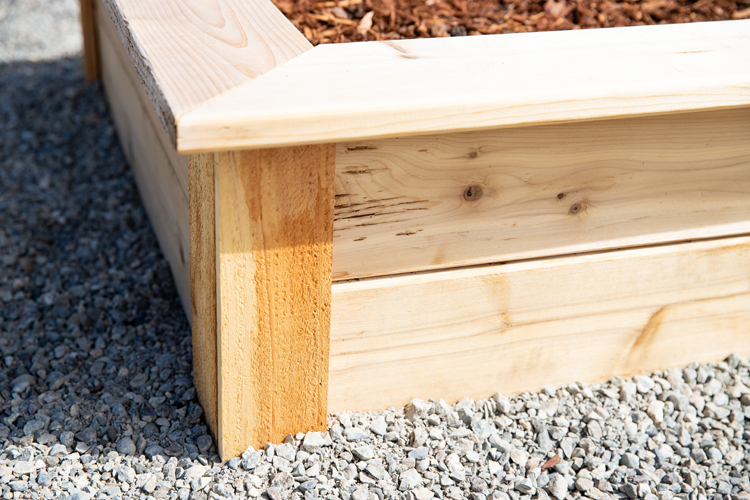 How To Make Cedar Raised Garden Beds // www.deliacreates.com// step by step tutorial with pictures