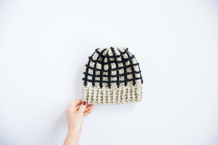 Window Pane Crochet Beanie - free pattern & video tutorial // www.deliacreates.com