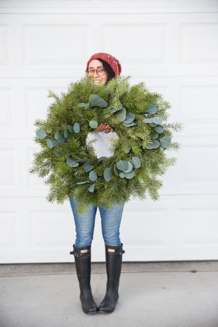 Easy Evergreen Wreath Video Tutorial // www.deliacreates.com