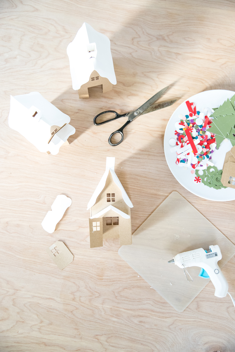 Paper Gingerbread House - free downloads! // www.deliacreates.com