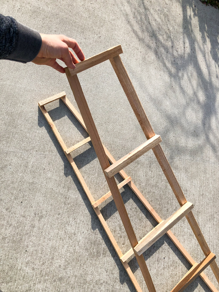 Tower Garden Trellis Tutorial // www.deliacreates.com