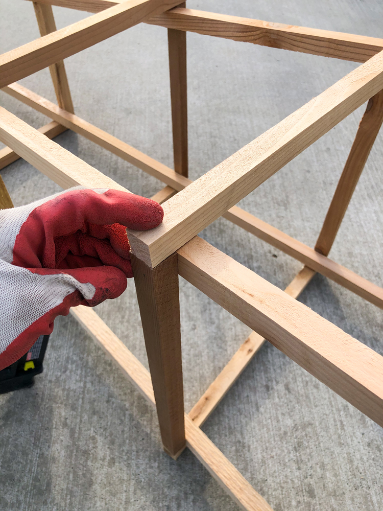 Tower Garden Trellis Tutorial // www.deliacreates.com