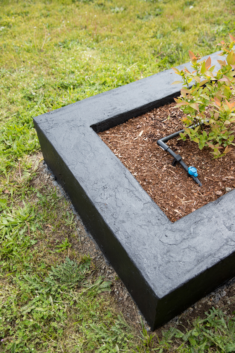 DIY Cement Garden Beds // www.deliacreates.com