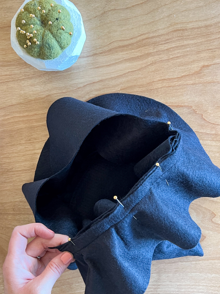 Basic Stiff Brim Witch Hat - Free Pattern & Tutorial // www.deliacreates.com